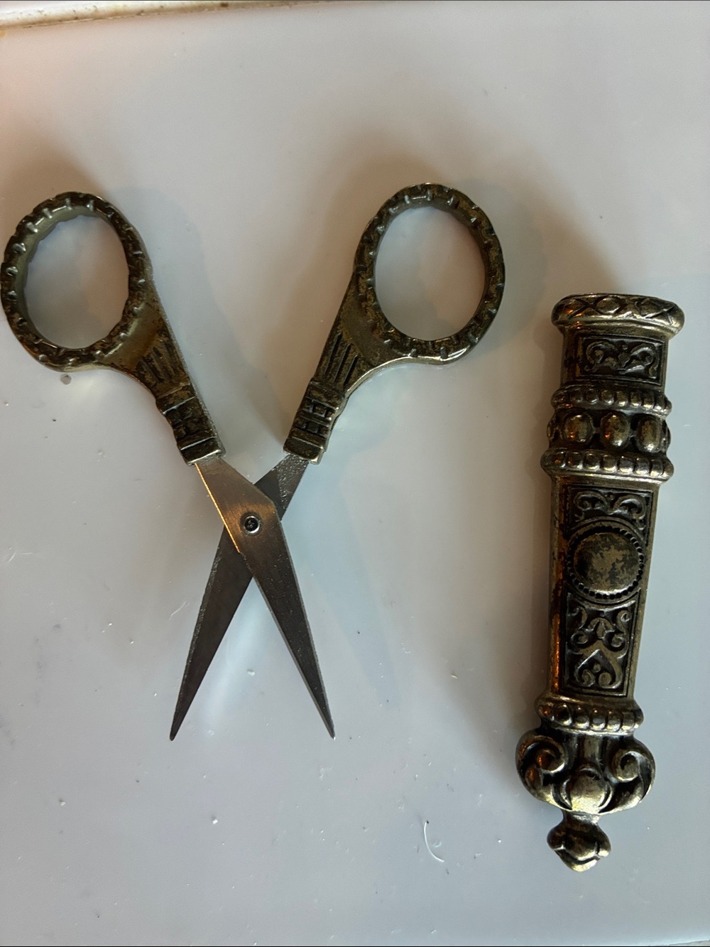 Antique-Style Ornate Scissor Candle Wick Trimmer - Brass Tone - Picture 2 of 4